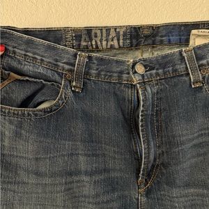 Men’s ariat jeans 38/32